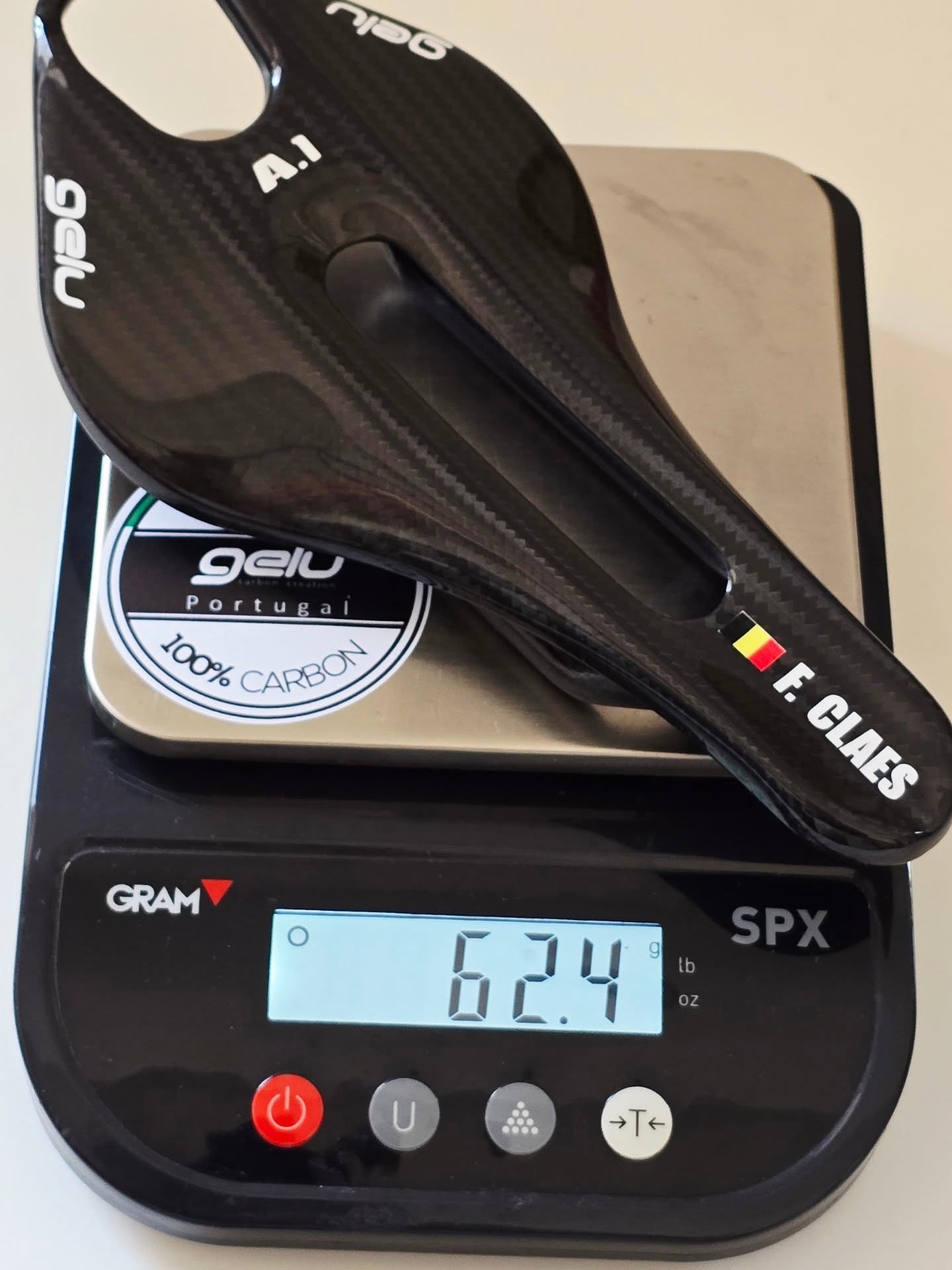 Gelu - A-Series Carbon Saddles