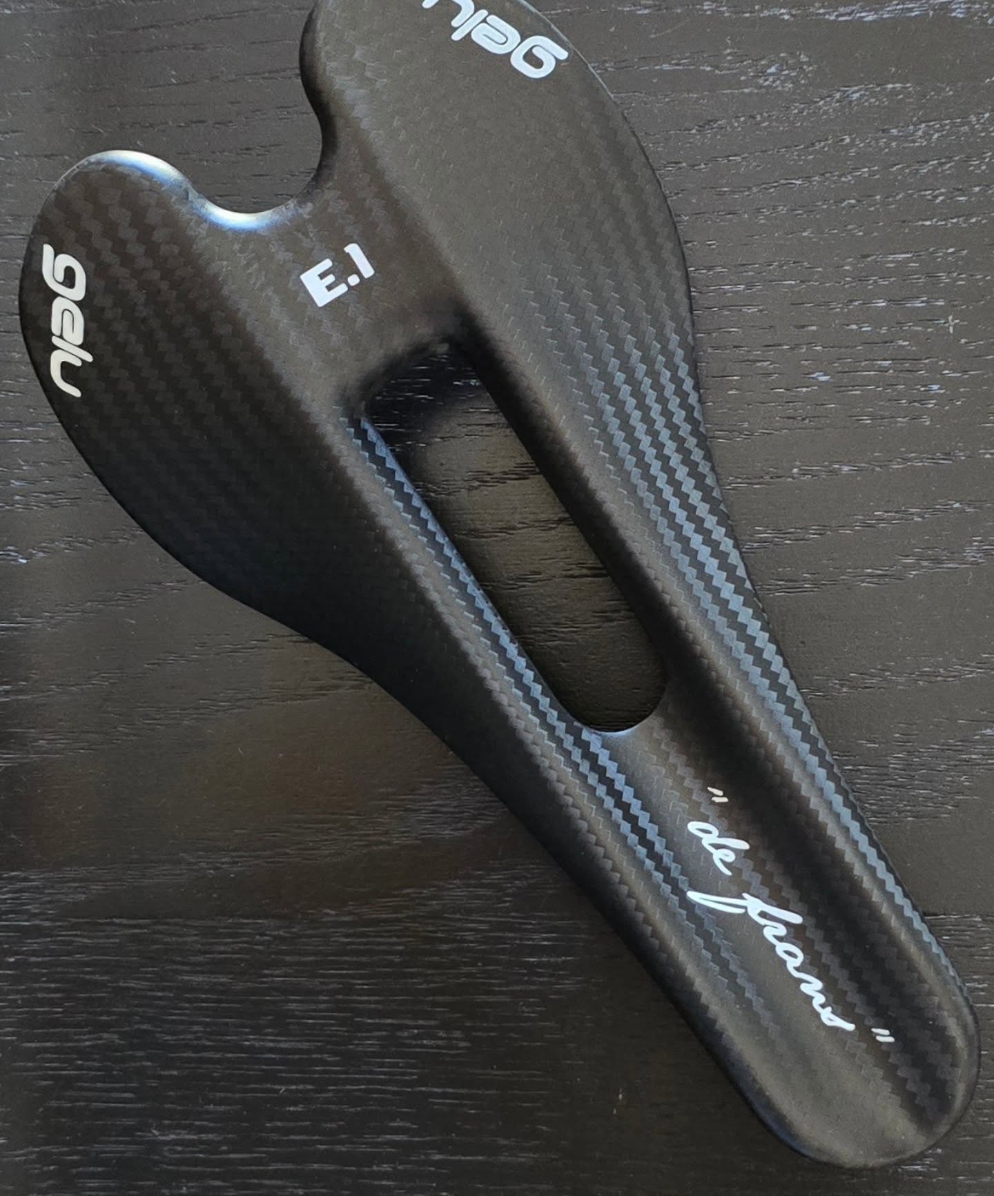 Gelu - E-Series Carbon Saddle