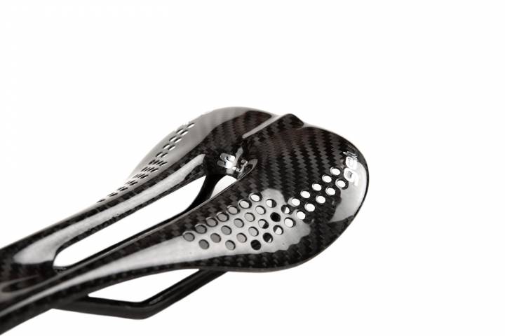 Gelu - S-Series Carbon Saddles