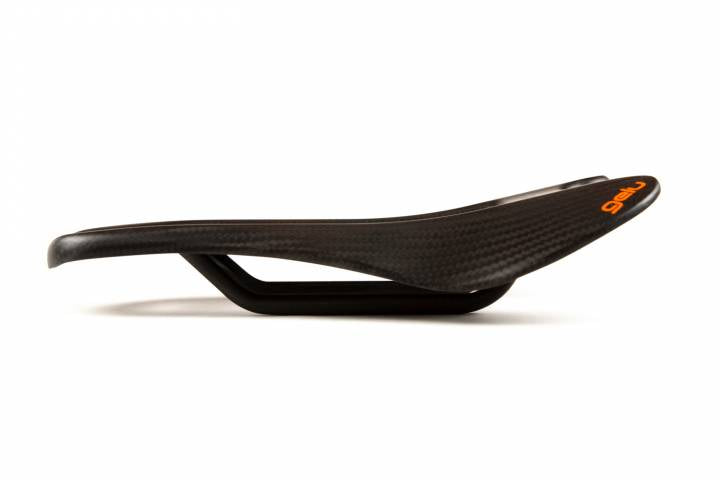 Gelu - P-Series Carbon Saddle