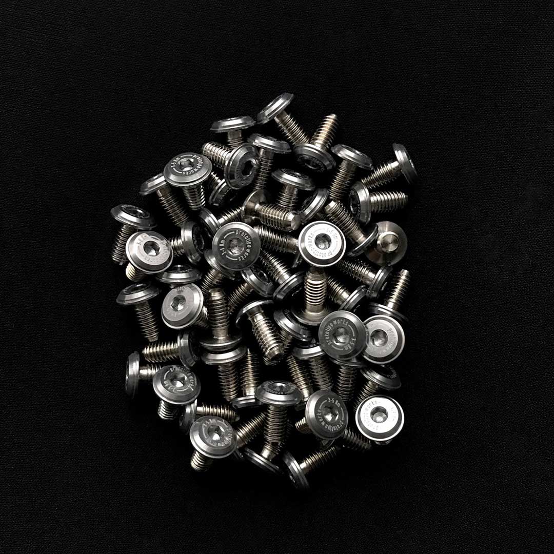 Prototipo Works – Low Profile Bidon Cage Bolts (Silver)